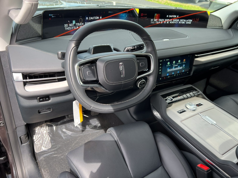 New 2026 Lincoln Navigator Reserve AWD/4WD image 18