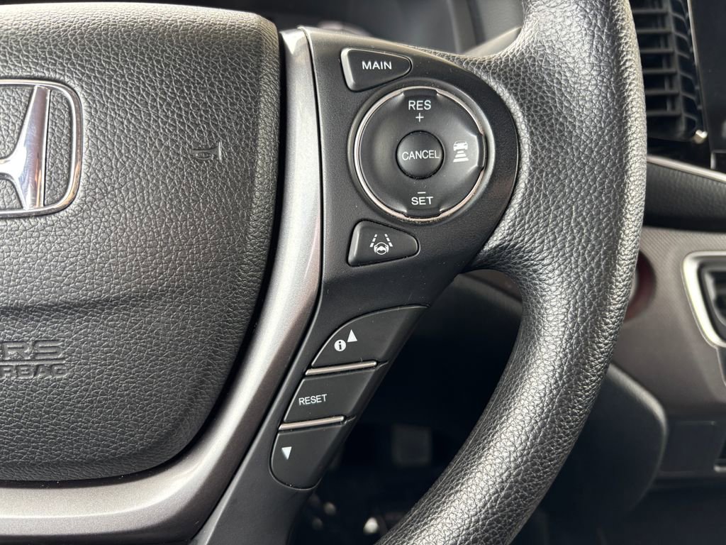 Used 2023 Honda Ridgeline Sport image 12