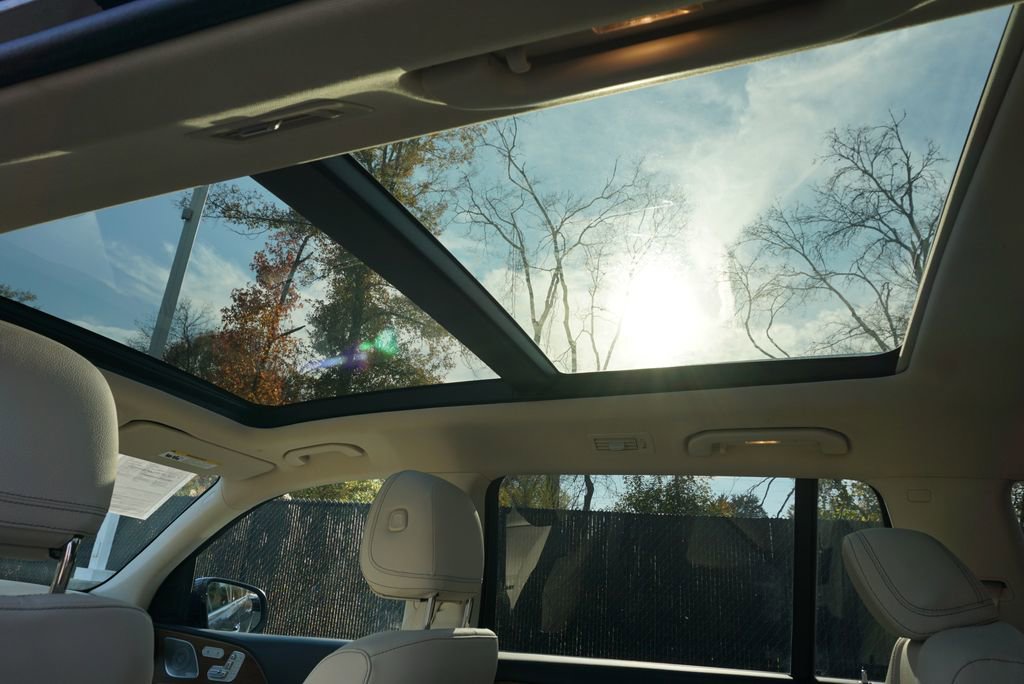 Certified 2024 Mercedes-Benz GLS 450 4MATIC image 16