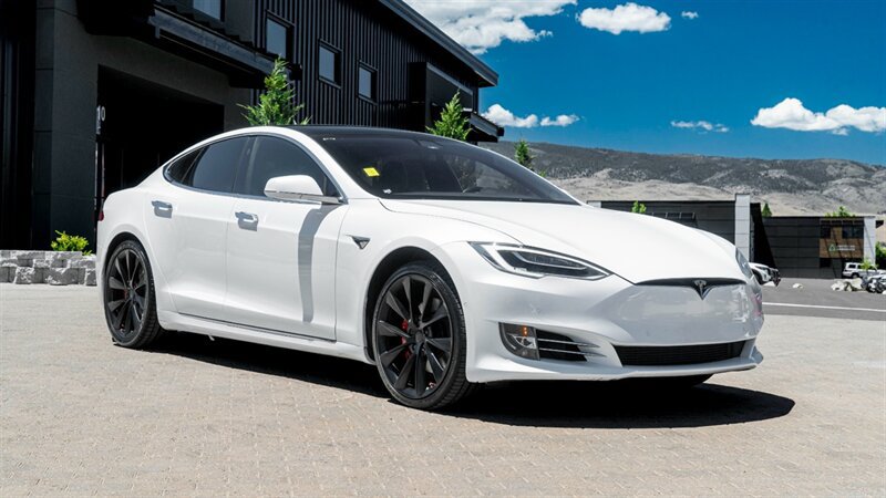 Used 2020 Tesla Model S Performance AWD/4WD image 1