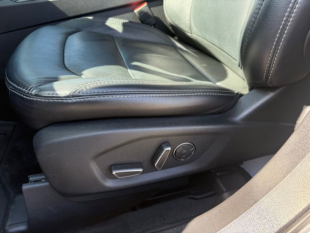 Used 2017 Ford Explorer Limited w/ Equipment Group 301A image 11