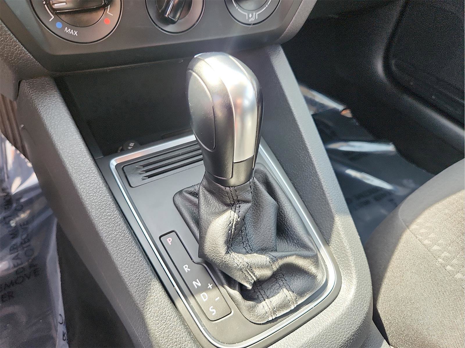 Used 2016 Volkswagen Jetta S image 29