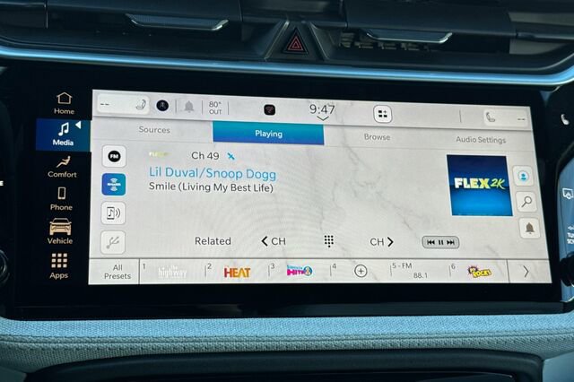 New 2026 Jeep Cherokee Laredo image 15