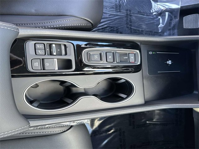 New 2025 Honda Pilot Touring image 28