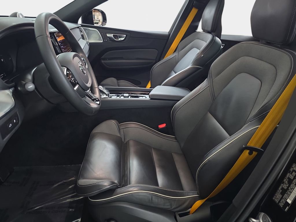 Used 2023 Volvo XC60 T8 Polestar image 18
