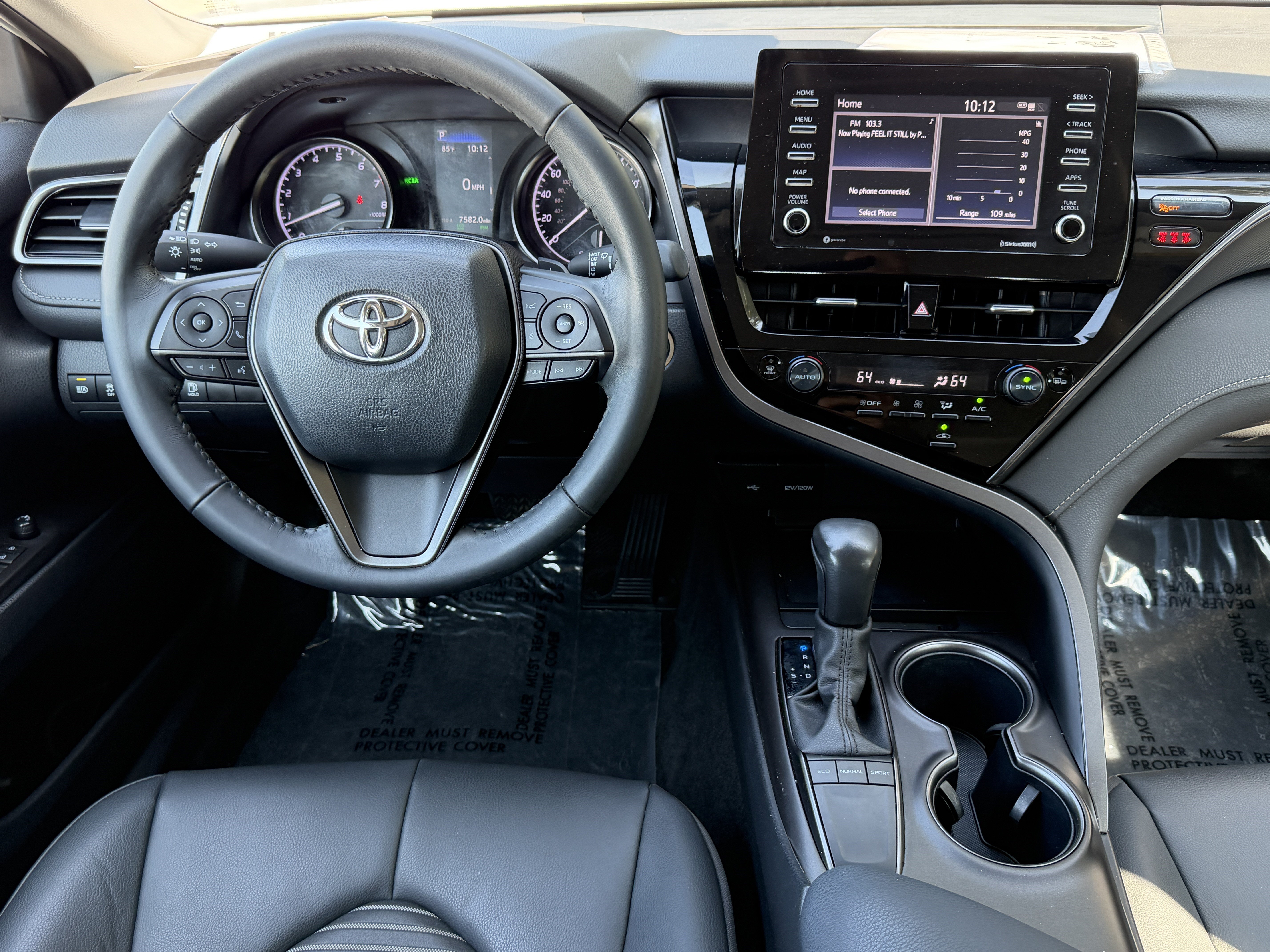 Used 2024 Toyota Camry SE w/ Convenience Package FWD image 19