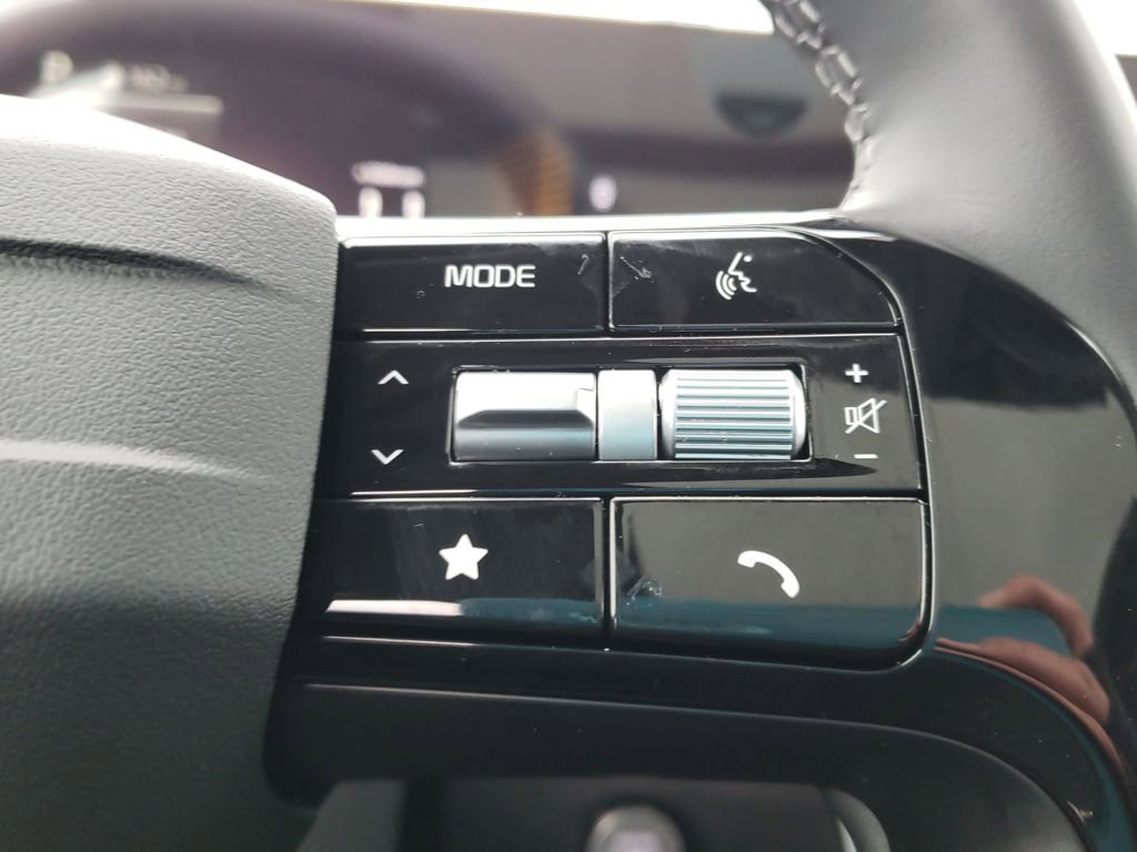 New 2026 Kia Sorento X-Line EX image 13