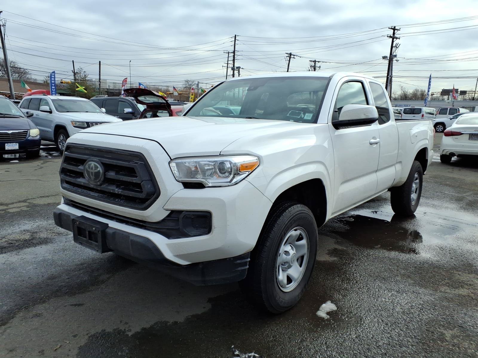 Used 2021 Toyota Tacoma SR RWD image 3