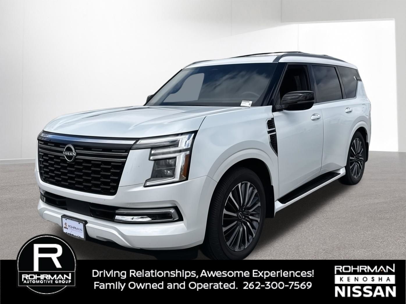 Used 2026 Nissan Armada Platinum Reserve AWD/4WD image 1