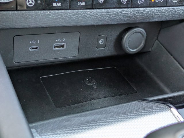 Used 2023 Mitsubishi Outlander SEL AWD/4WD image 25