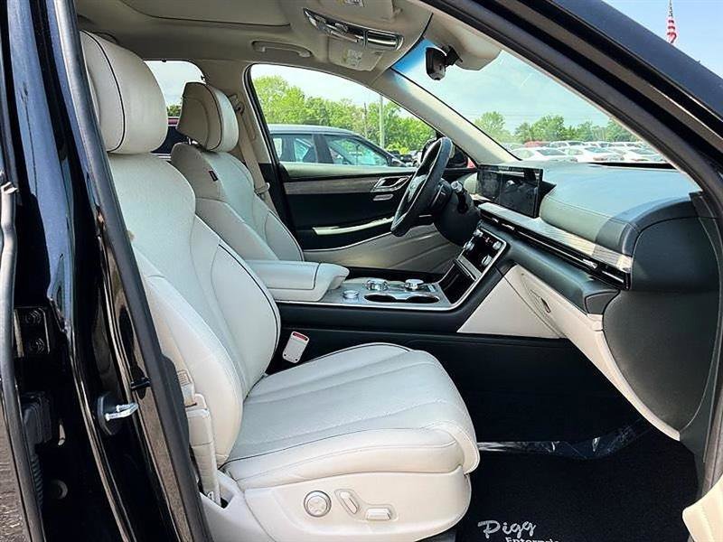 Used 2025 Genesis GV80 3.5T Advanced AWD/4WD image 19