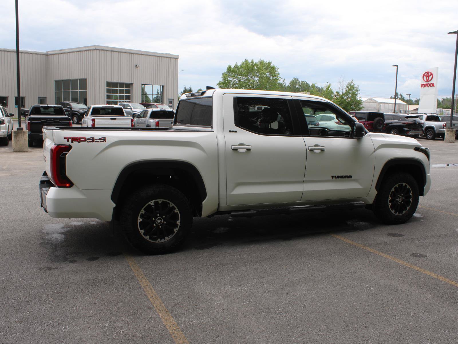 Used 2024 Toyota Tundra SR5 w/ TRD Off-Road Package AWD/4WD image 4