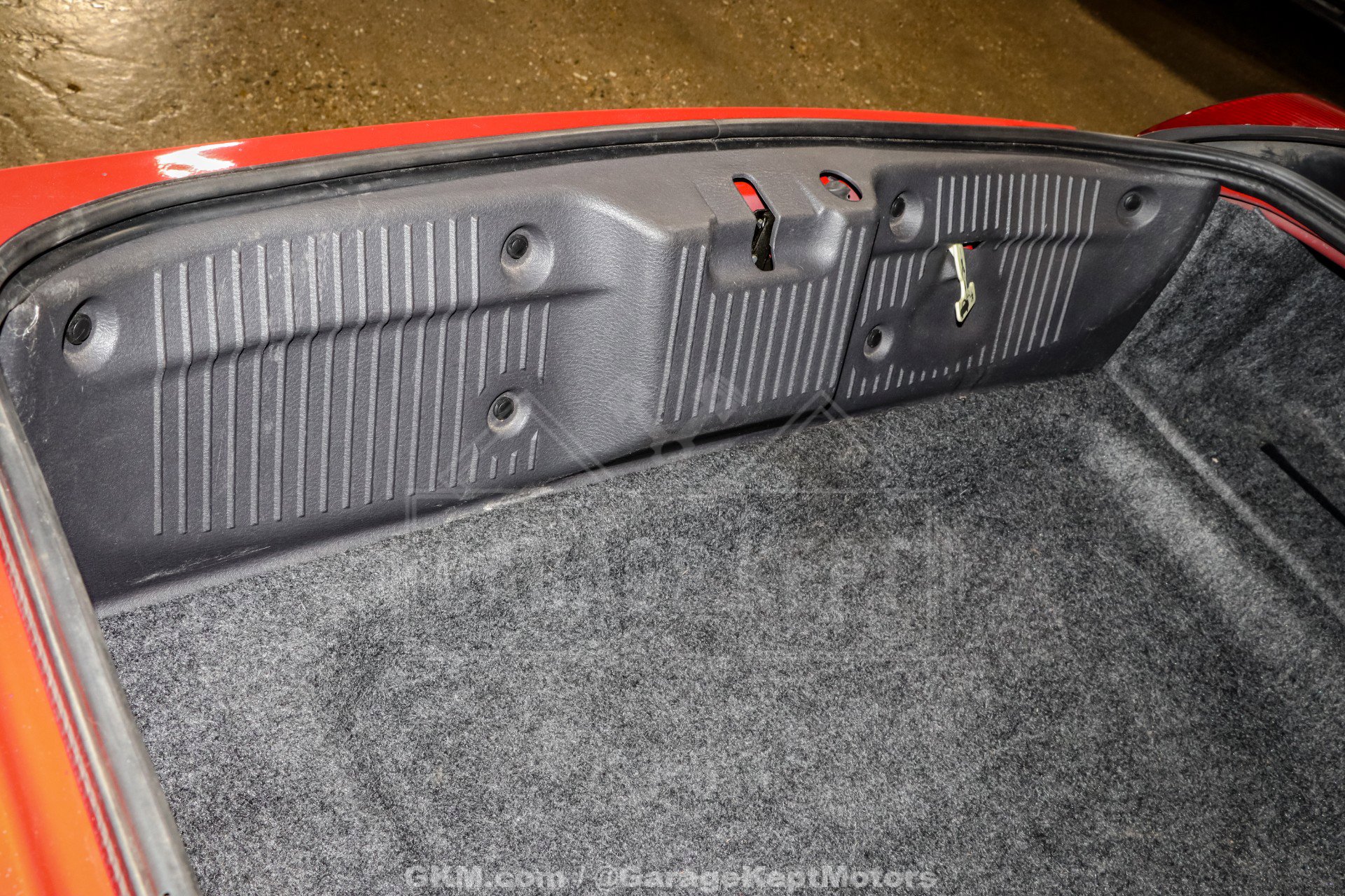 Used 2002 Ford Thunderbird RWD image 98