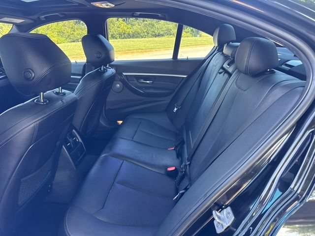Used 2018 BMW 330i xDrive Sedan AWD/4WD image 14