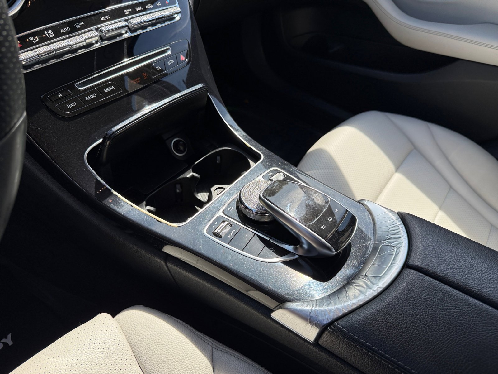 Used 2015 Mercedes-Benz C 300 Sedan image 13