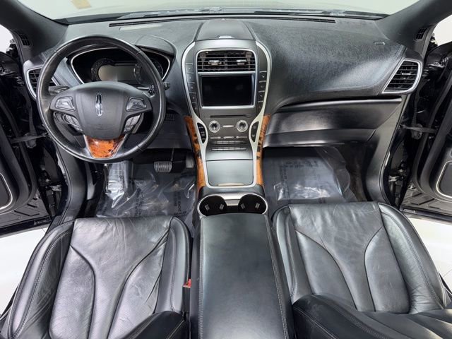 Used 2018 Lincoln MKX Reserve w/ Driver Assistance Package image 17