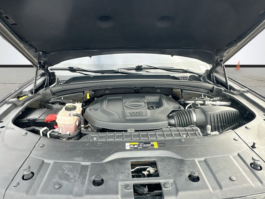 Used 2022 Jeep Grand Cherokee L Overland RWD image 33