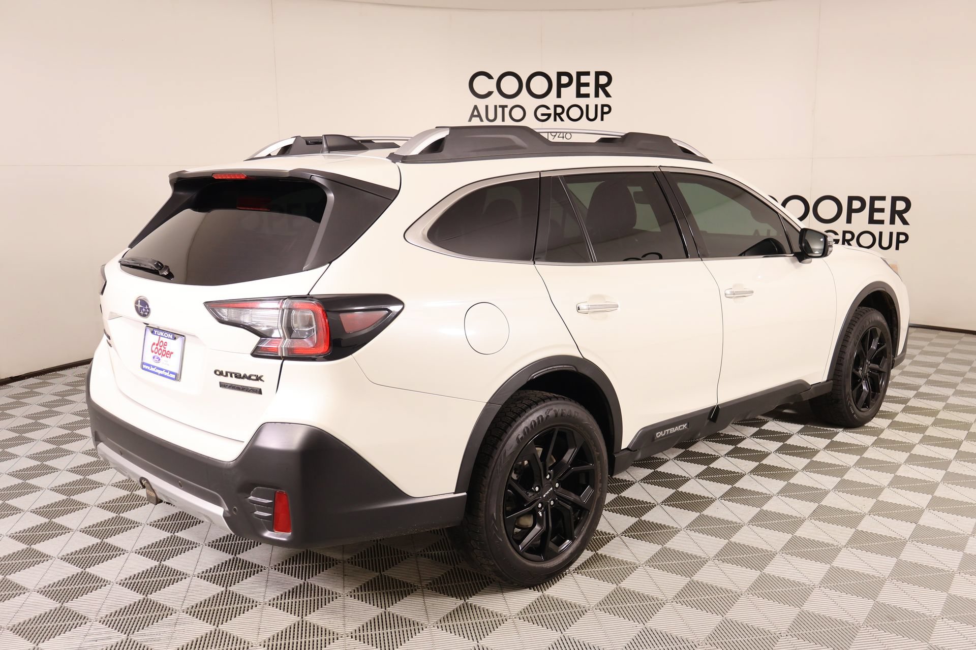 Used 2020 Subaru Outback Touring XT AWD/4WD image 21