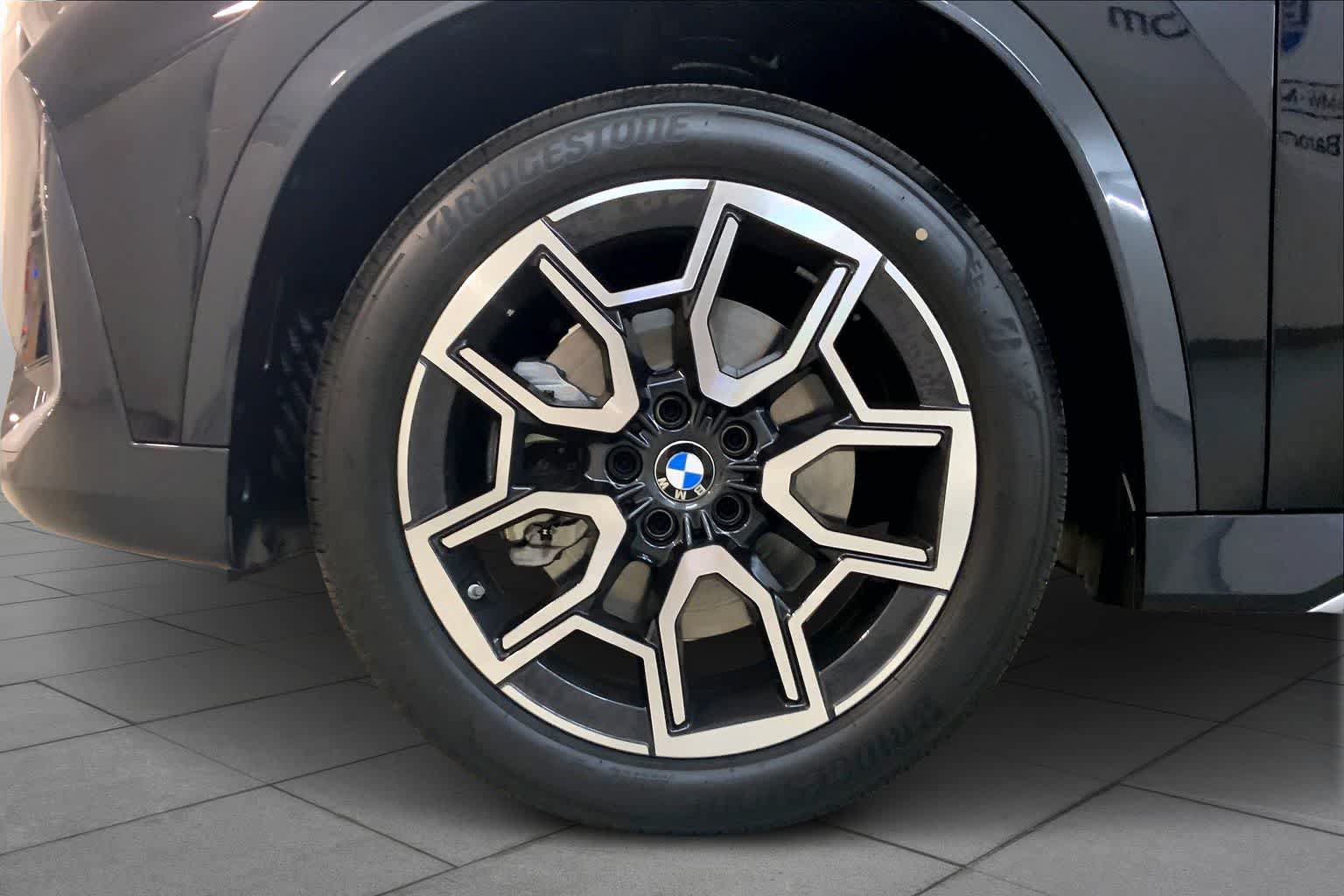 Used 2025 BMW X1 xDrive28i w/ Technology Package AWD/4WD image 11