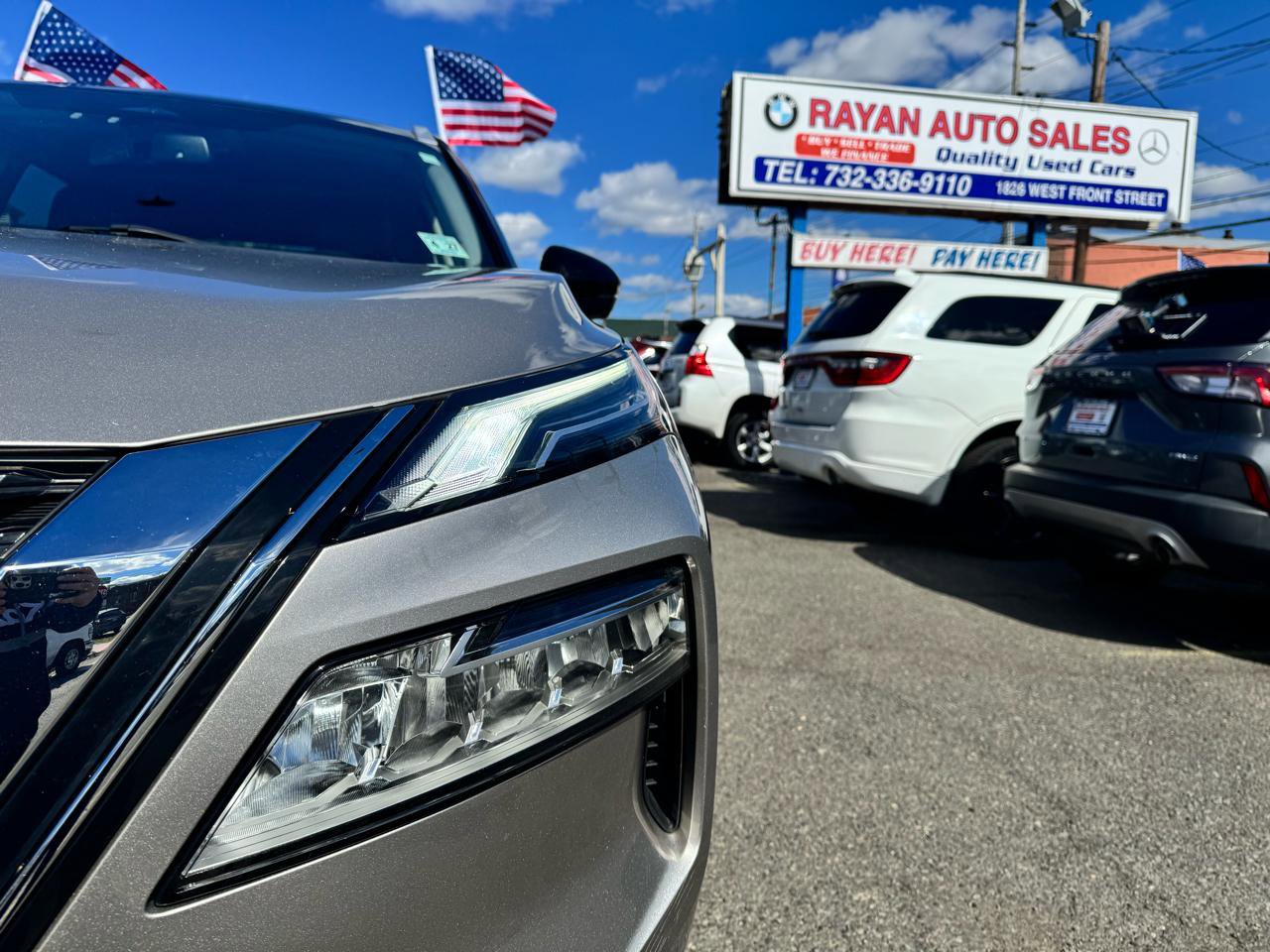Used 2022 Nissan Rogue Platinum w/ Head-Up Display Package AWD/4WD image 9
