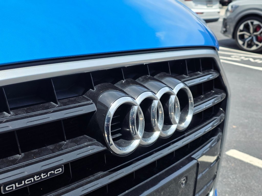 Used 2017 Audi Q3 2.0T Premium w/ Convenience Package AWD/4WD image 3