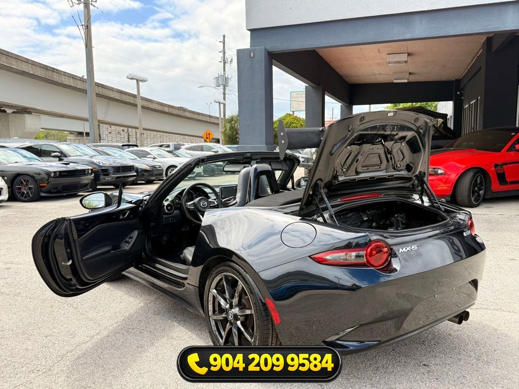 Used 2017 MAZDA MX-5 Miata Grand Touring RWD image 24