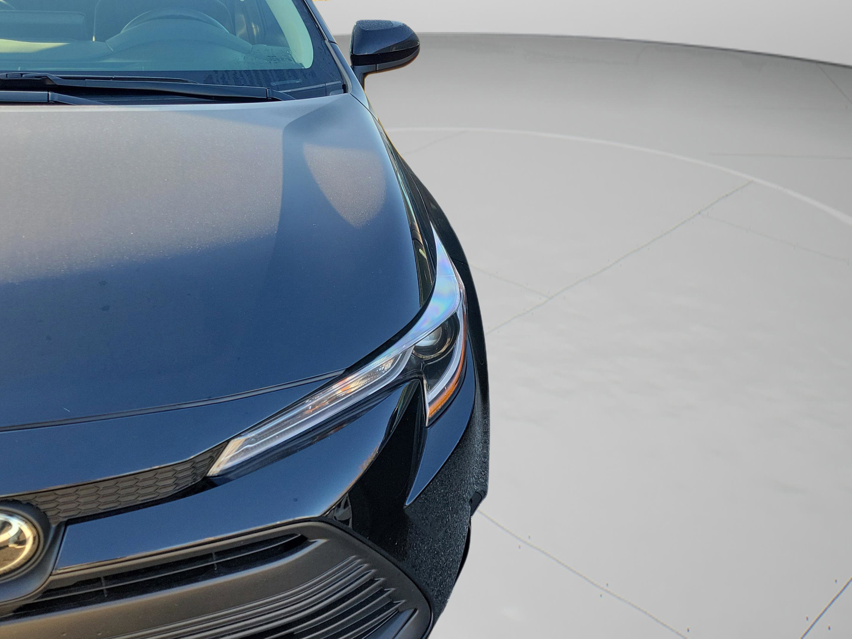 Certified 2025 Toyota Corolla LE image 10