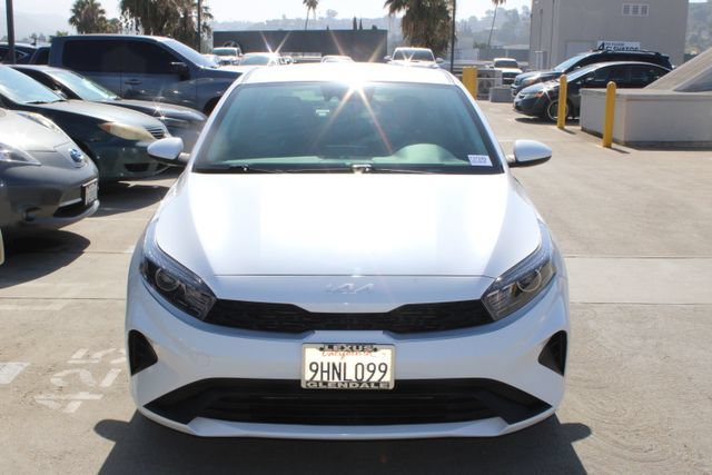 Used 2023 Kia Forte LXS FWD image 2