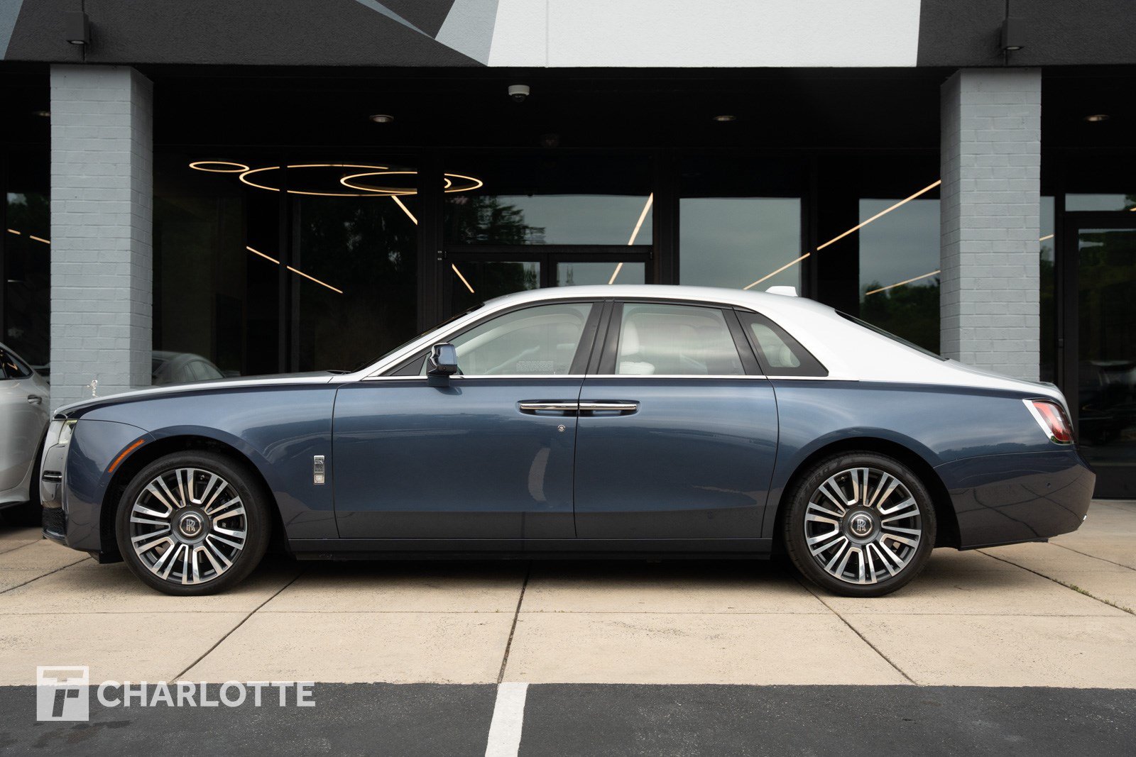 Used 2023 Rolls-Royce Ghost AWD/4WD image 1