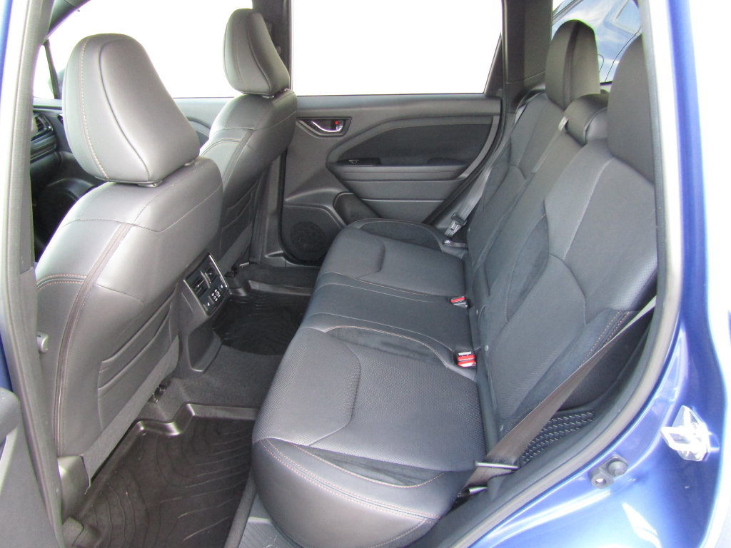 Used 2025 Subaru Forester Touring AWD/4WD image 31
