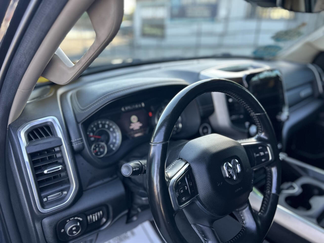 Used 2021 RAM 1500 Laramie image 11