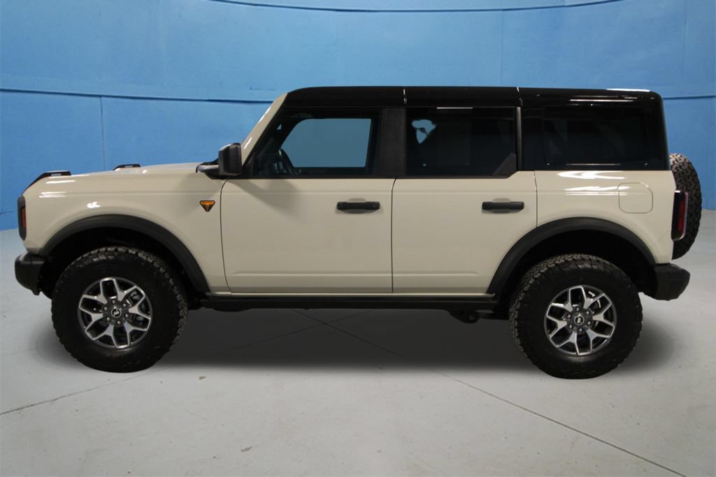 Used 2025 Ford Bronco Badlands AWD/4WD image 28