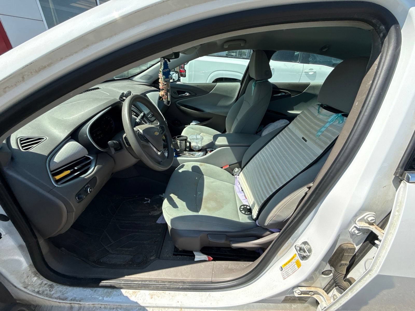 Used 2018 Chevrolet Malibu LS w/ LPO, Convenience Package 1 FWD image 8