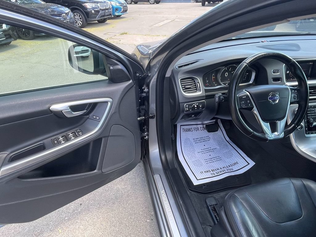 Used 2018 Volvo S60 T5 Inscription AWD/4WD image 10