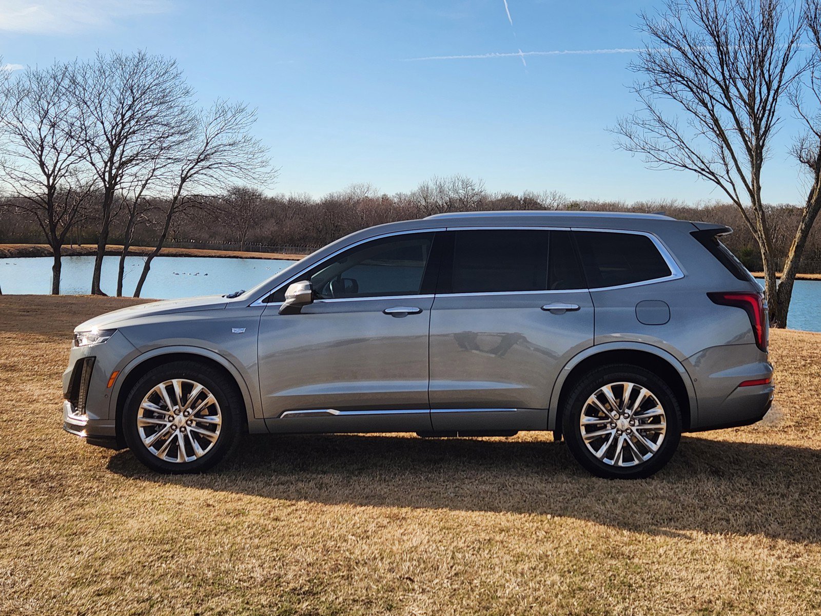 Certified 2023 Cadillac XT6 Premium Luxury w/ Technology Package image 3