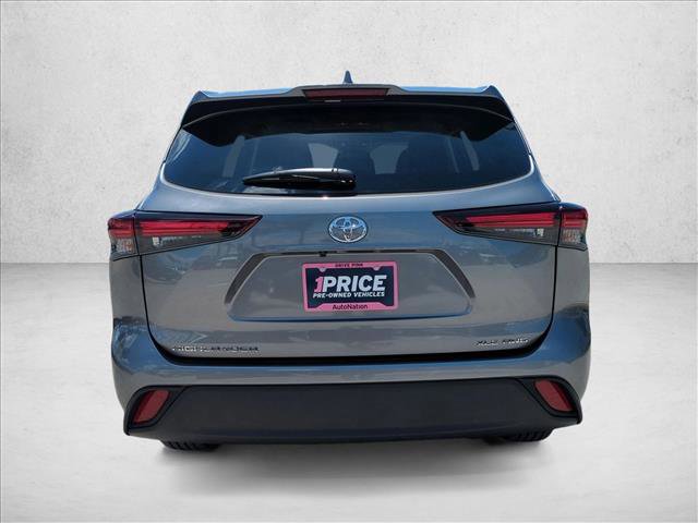 Certified 2025 Toyota Highlander XLE AWD/4WD image 7