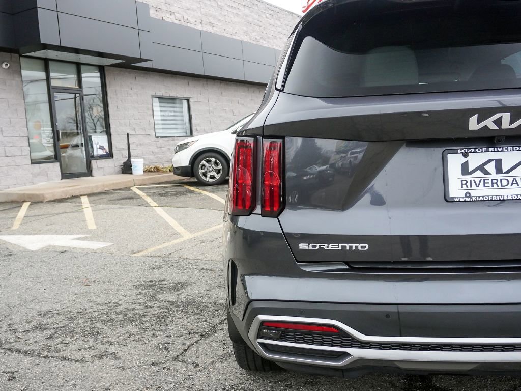 Used 2023 Kia Sorento SX Prestige image 20