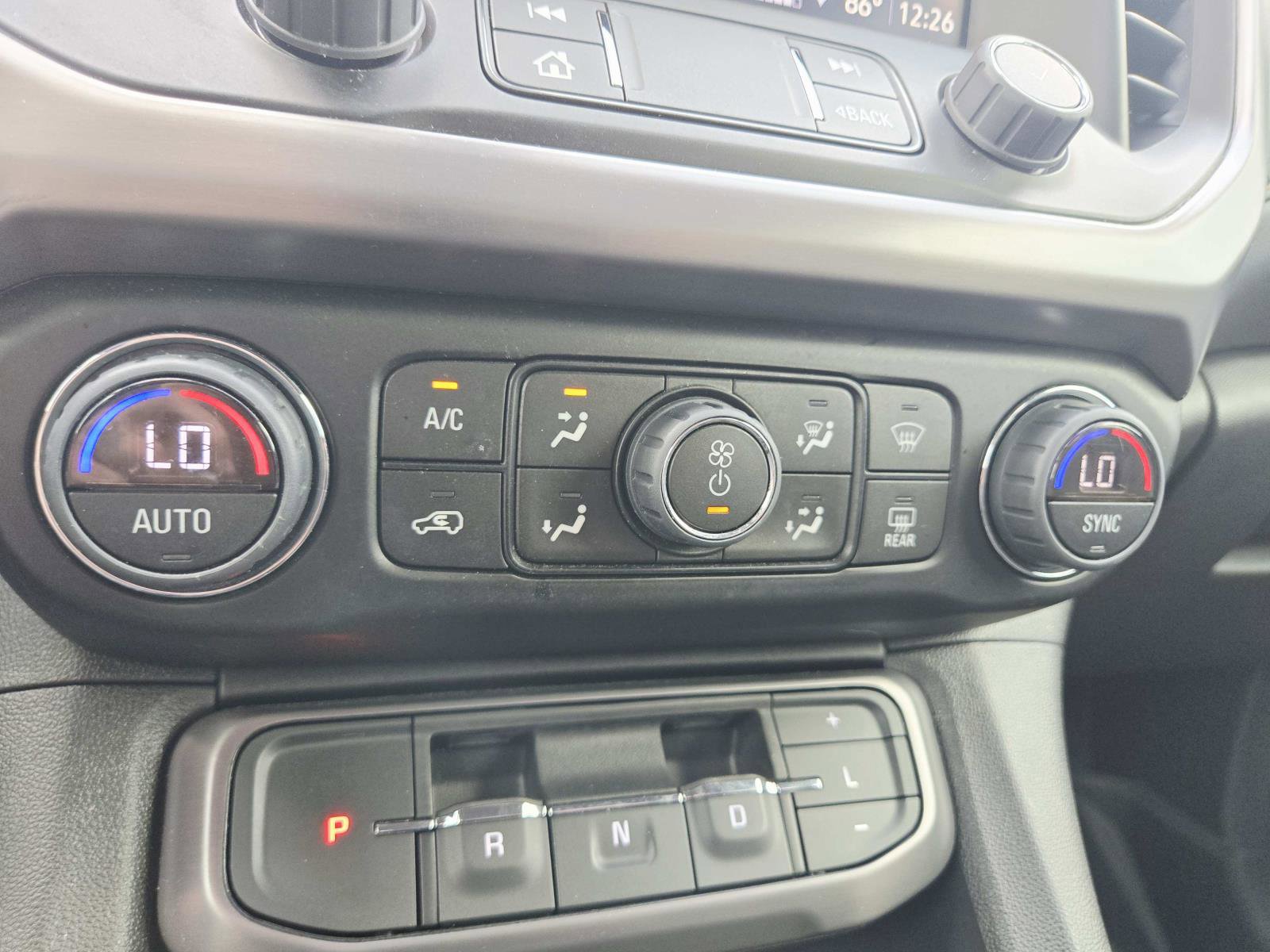 Used 2023 GMC Acadia AT4 w/ Technology Package AWD/4WD image 34