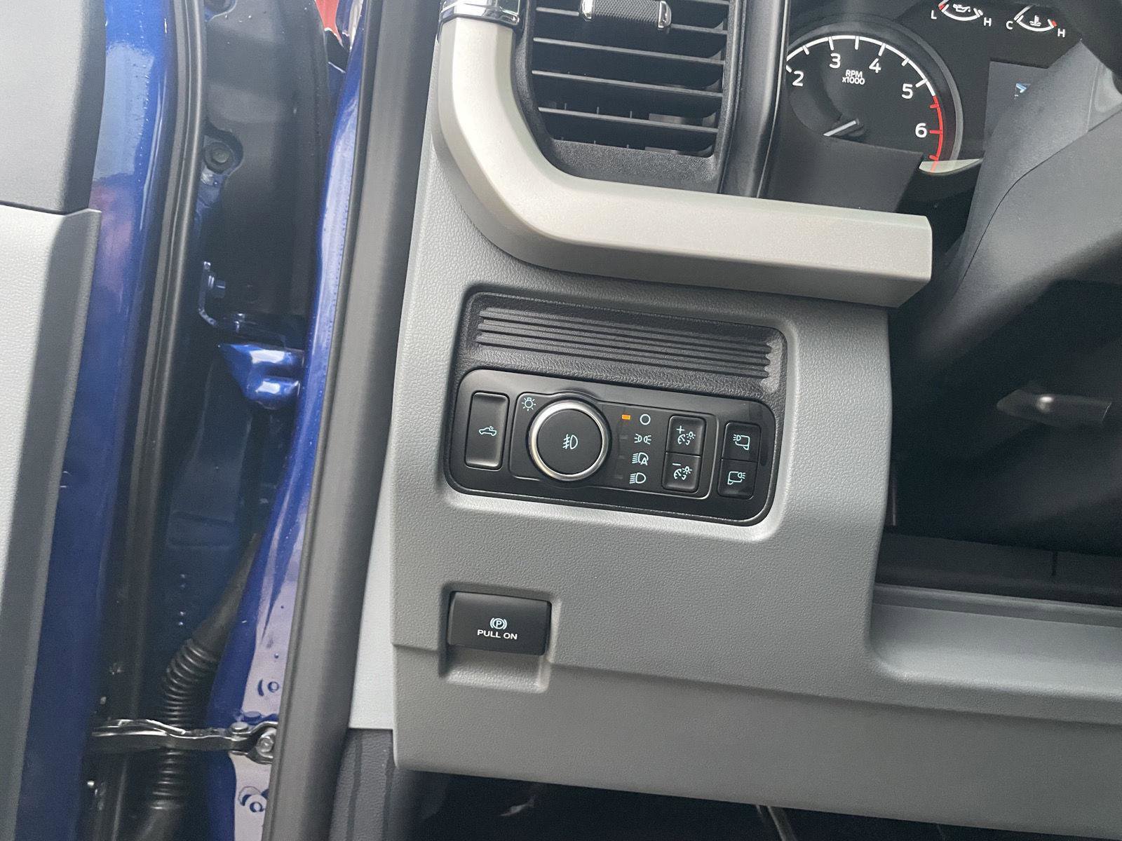 New 2026 Ford F350 XLT w/ 360-Degree Camera Package image 13