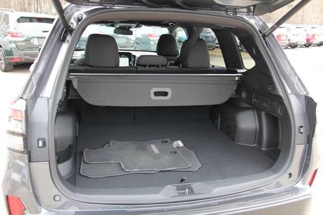 Used 2025 Subaru Forester Premium AWD/4WD image 33