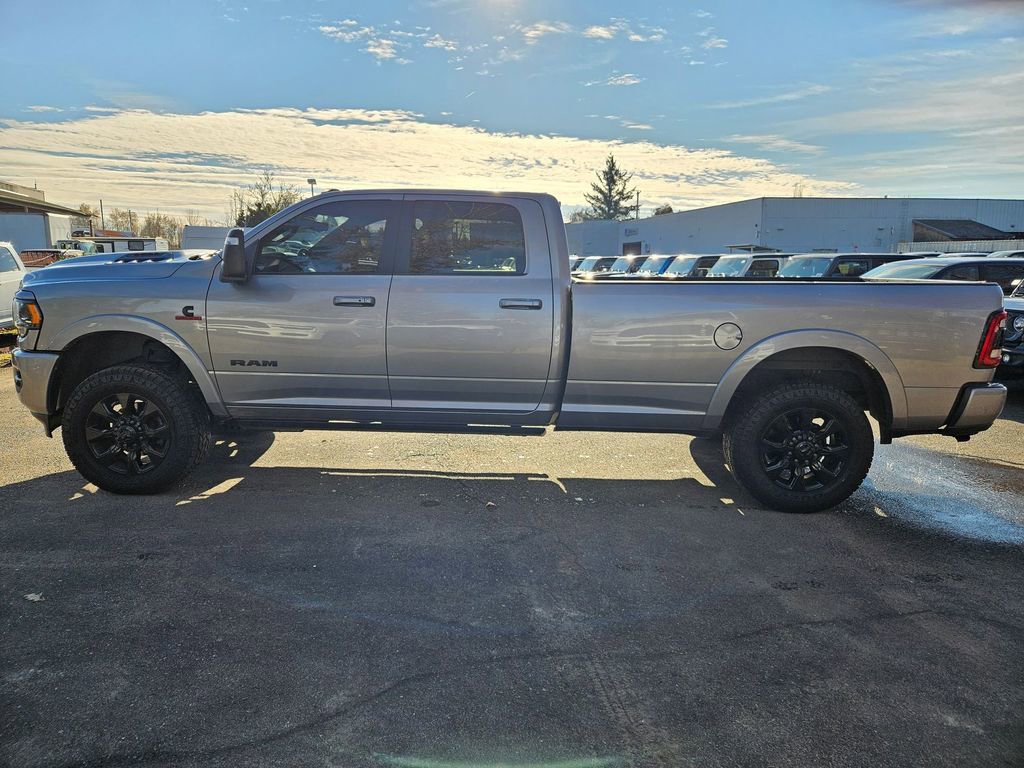 Used 2023 RAM 3500 Limited image 4