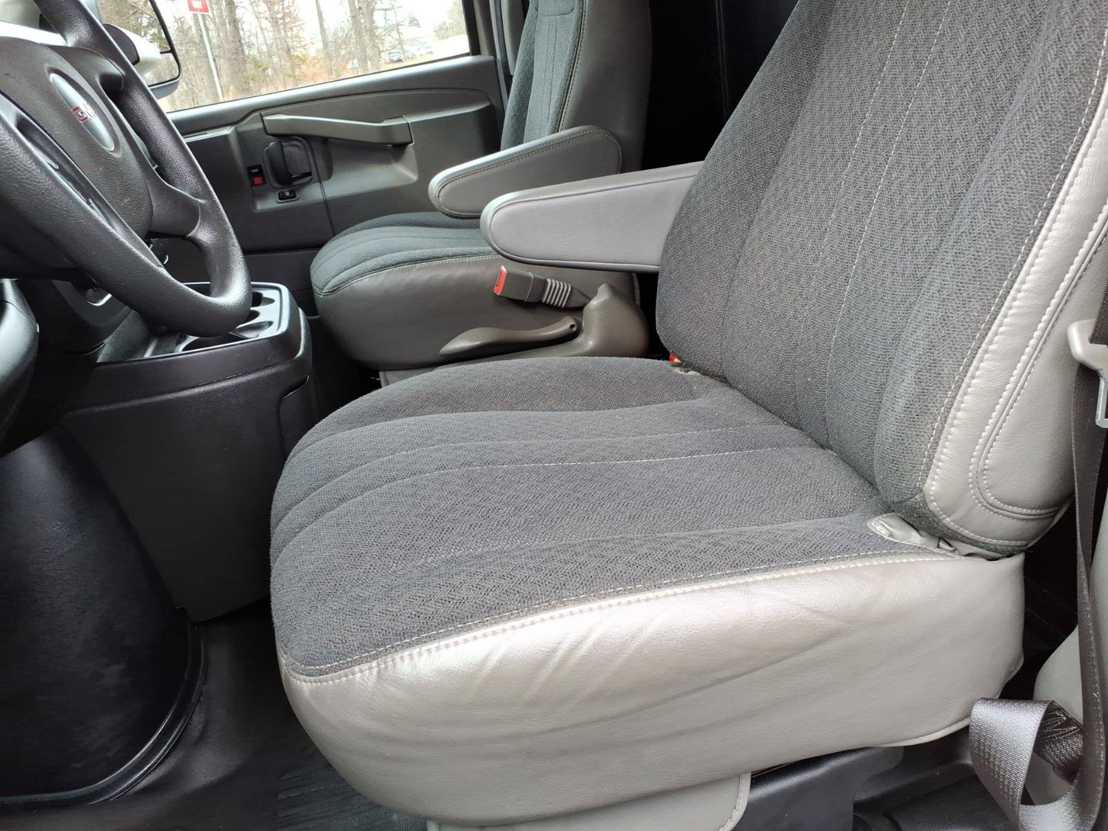 Certified 2024 GMC Savana 2500 w/ Driver Convenience Package RWD image 14