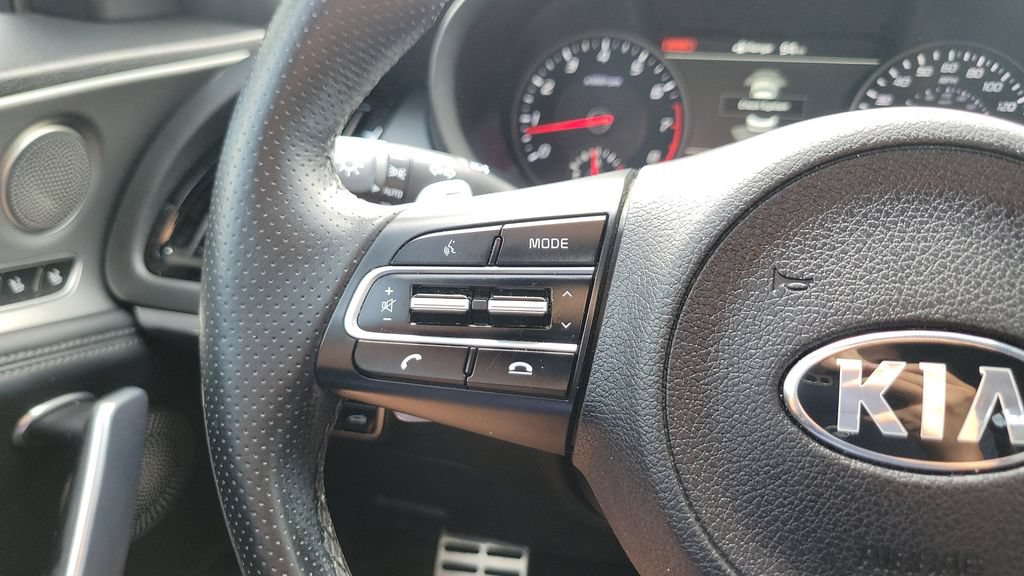 Used 2020 Kia Stinger GT2 RWD image 20