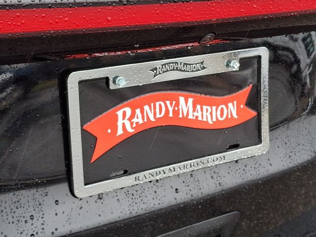 Used 2024 Chrysler Pacifica Touring-L image 24