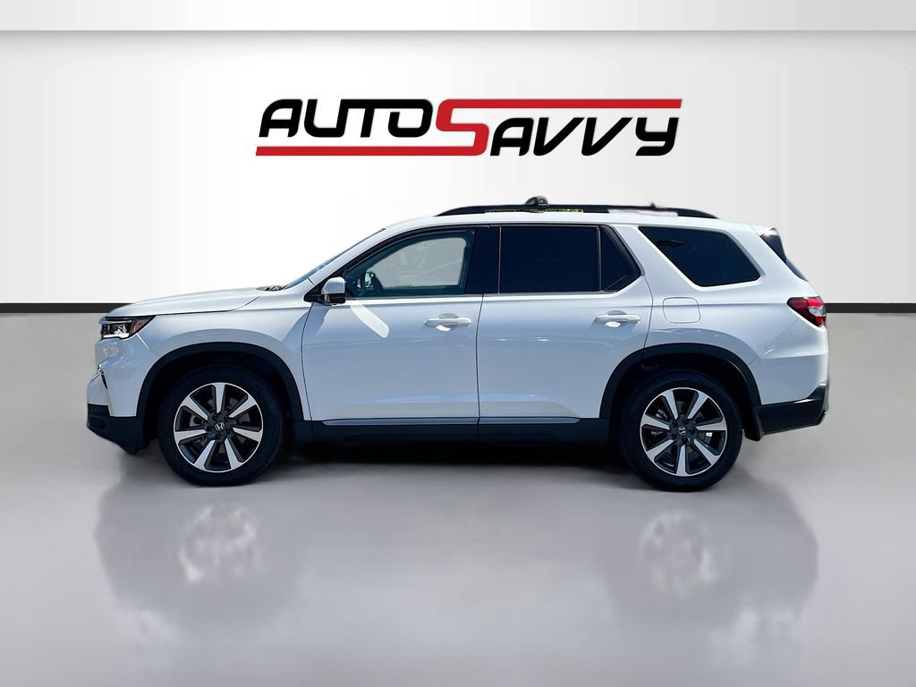 Used 2023 Honda Pilot Elite image 4