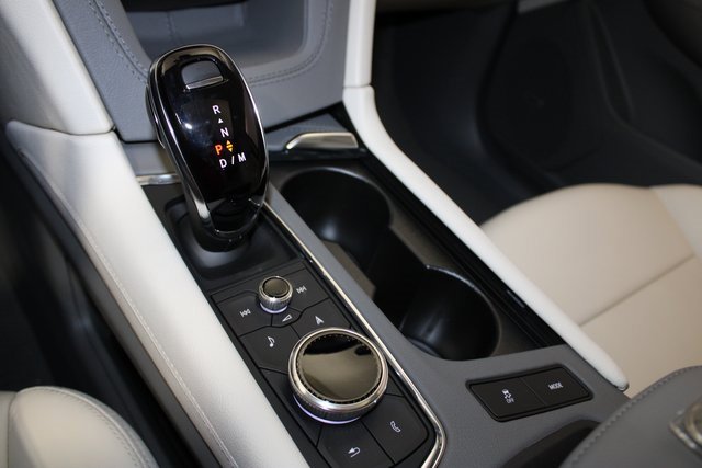 New 2025 Cadillac XT5 Premium Luxury image 18