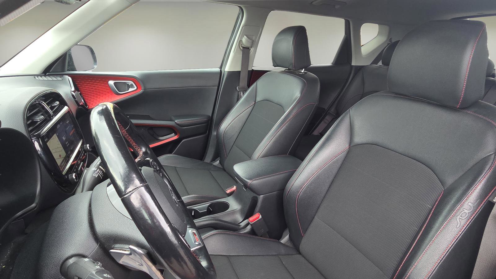 Used 2020 Kia Soul GT-Line Turbo FWD image 30