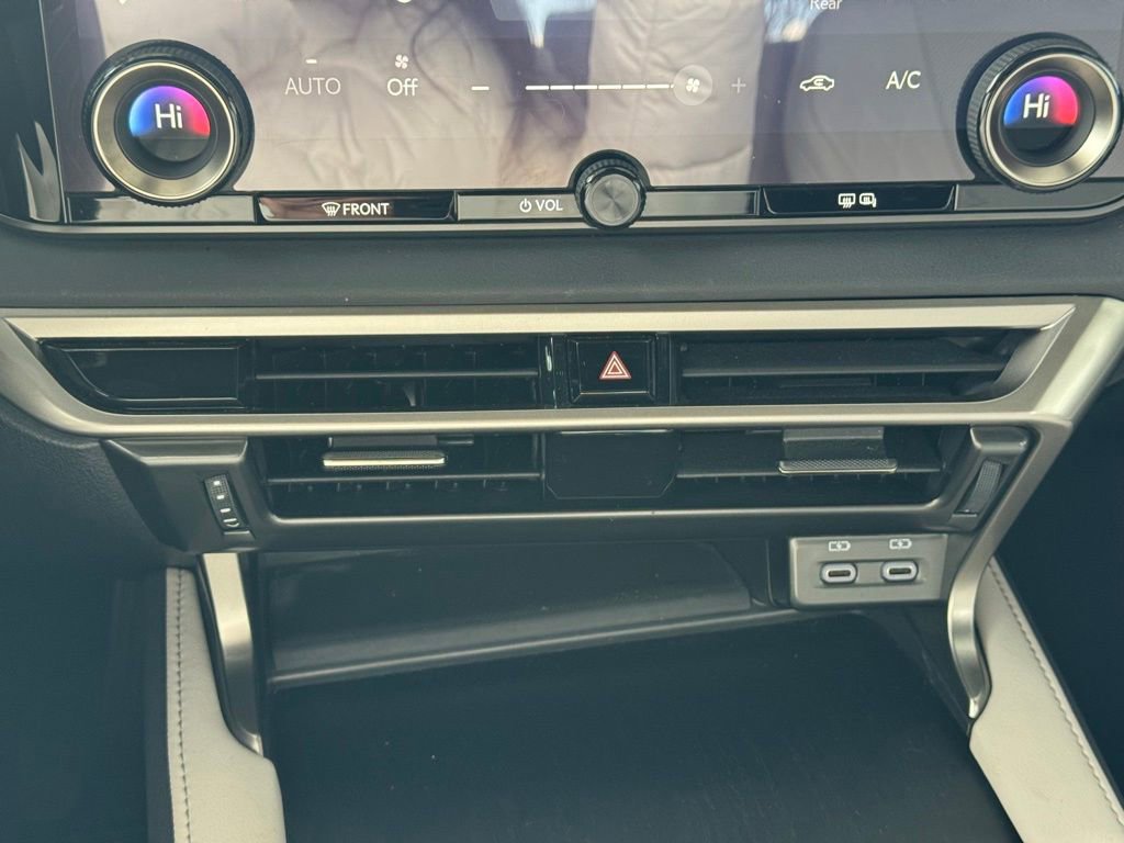 Used 2023 Lexus RX 350 Premium w/ Accessory Package image 41