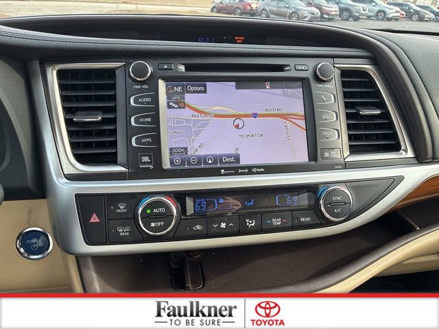 Certified 2019 Toyota Highlander Limited Platinum image 29