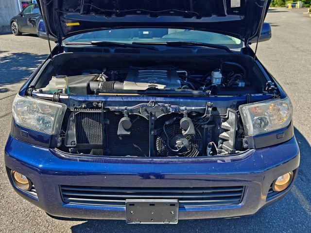 Used 2010 Toyota Sequoia SR5 AWD/4WD image 56